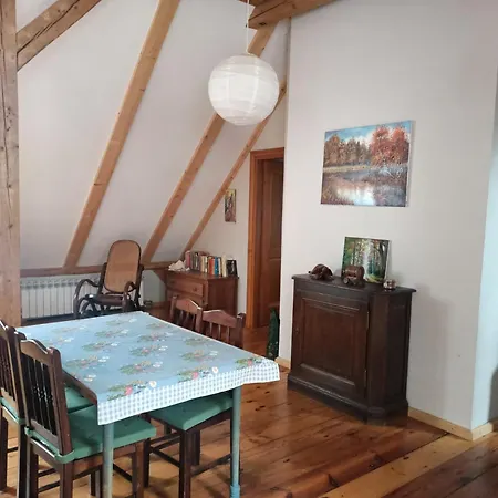 Stara Szkola Nad Jeziorem Фермерский дом *