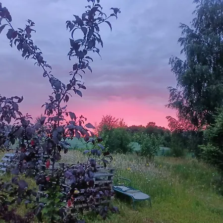 Stara Szkola Nad Jeziorem * Czarne (Goldap)