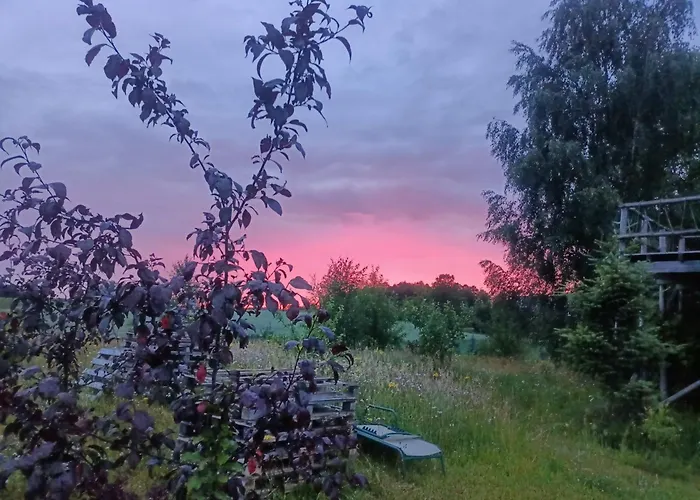 Stara Szkola Nad Jeziorem * Czarne (Goldap)