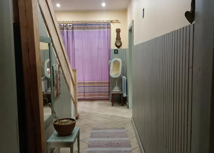 Vakantieboerderij Stara Szkola Nad Jeziorem *